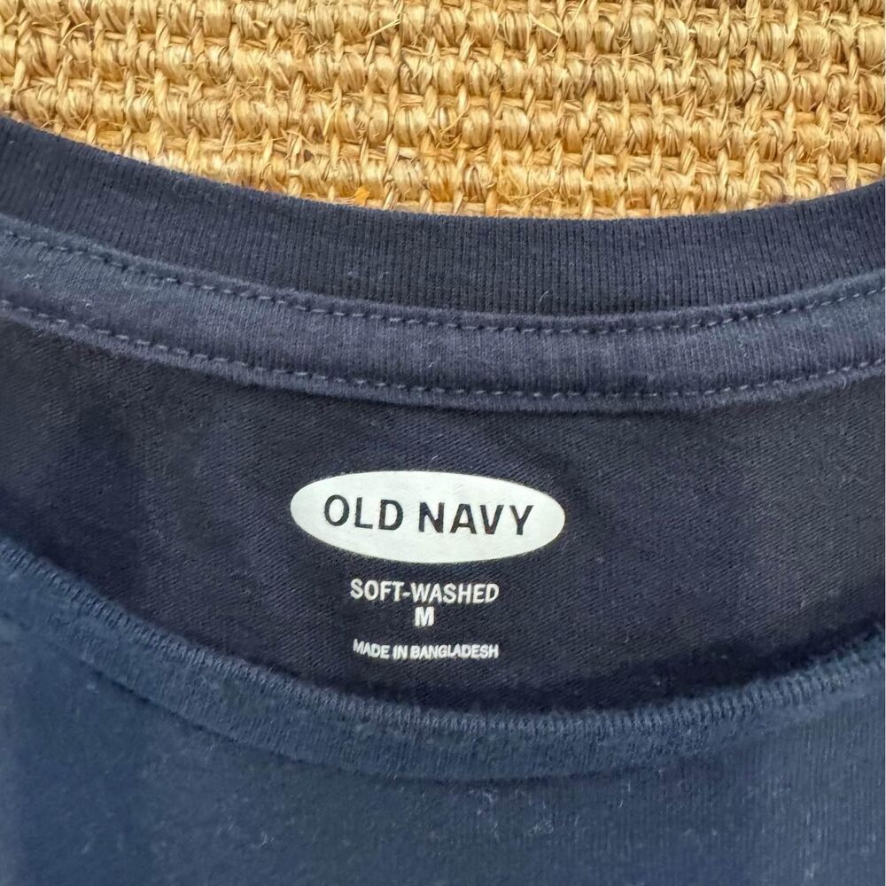 Old Navy Men’s Long Sleeve Shirt-Size Medium - Picture 2 of 2